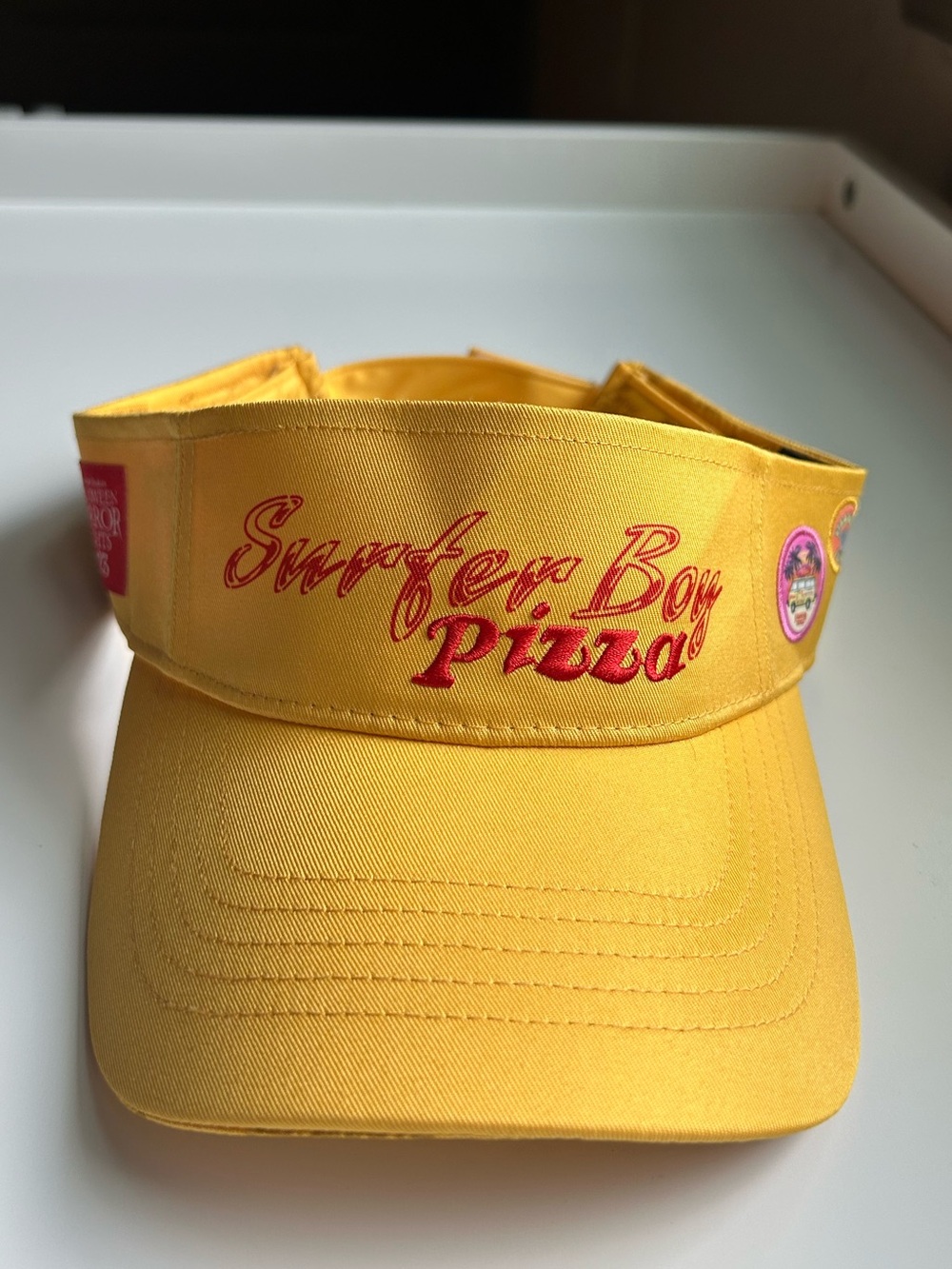 Stranger Things Surfer Boy Pizza Visor